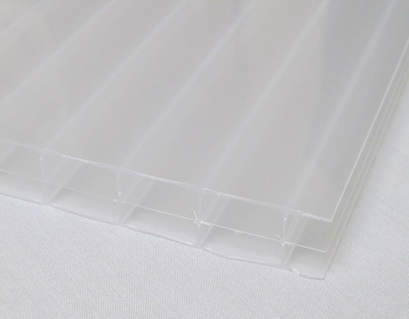 Polycarbonate transparent  0,75 - 15mm thick - PyraSied Xtreme Acrylic